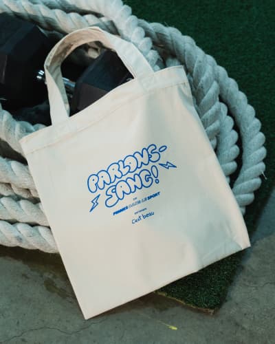 Tote bag